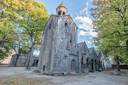 サナイン修道院の鐘楼