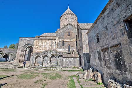 タテヴ修道院 Tatev Monastery 聖ポゴス・聖ペトロス教会