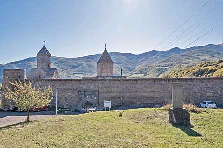 タテヴ修道院 Tatev Monastery