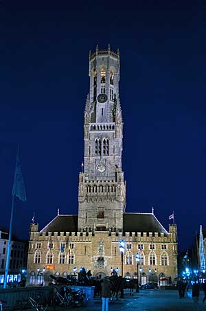 ブルージュ（ブリュージュ） Bruges Brugge　夜のマルクト広場