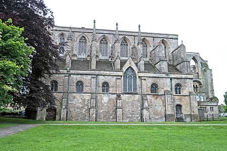 マームズベリー修道院付属教会 Malmesbury Abbey