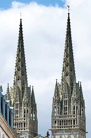 カンペール大聖堂　ブルターニュ　フランス　Quimper