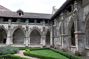 カオールのサン・テティエンヌ大聖堂の回廊　Cathédrale Saint-Étienne de Cahors