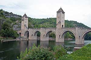 ヴァラントレ橋（カオール）　Pont Valentré (Cahors France)