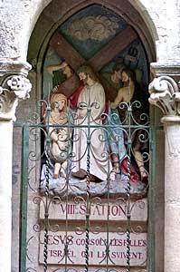 ロカマドゥールのノートルダム聖堂 Sanctuaire Notre Dame de Rocamadour 十字架の道　Chemin de Croix 第8留　イエス、エルサレムの婦人を慰める