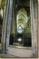 u[W吹@Intérieur de la Cathédrale de Bourges