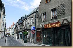 ブルボンヌ通り　La rue Bourbonnoux ブールジュ旧市街　Vielle Ville de Bourges