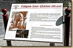 サン・キリアス参事会聖堂の案内板　プロヴァン　La Collégiale Saint-Quiriace, Provins