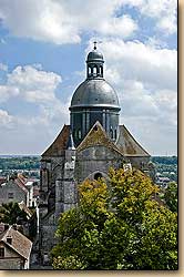 ZU[]ރTELAXQ@v@@La Collégiale Saint-Quiriace, Provins