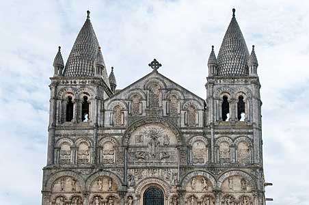 アングレーム大聖堂　Angoulême