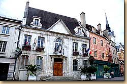 オーセール市庁舎 Auxerre　Hôtel de Ville