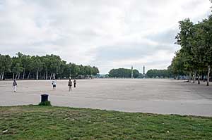 ボルドー　カンコンス広場　Place des Quinconces, Bordeaux