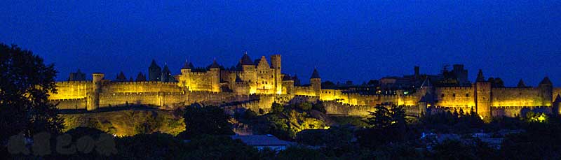 シテの夜景　Cité médiévale carcassonne (vue de nuit)