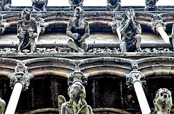 ノートルダム教会のガーゴイル（ディジョン）　Gargouilles de l'Eglise Notre-Dame de Dijon