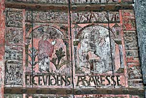 ノートルダム・デュ・ピュイ大聖堂ファッサードの木の扉