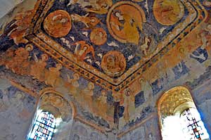 サン・ミシェル・デギュイユ礼拝堂のフレスコ画
