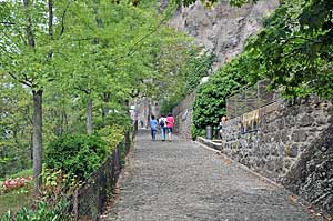 コルネイユの岩山の展望台へ