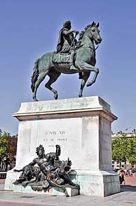 ルイ14世の騎馬像