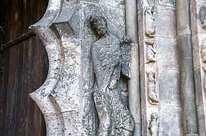 モワサックのサン・ピエール修道院付属教会　南扉口右脇の預言者イザヤ像