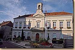 モンバール市庁舎　Hôtel de Ville Montbard