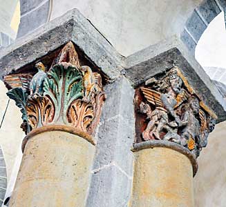 サン・ネクテール　ノートル・ダム教会の柱頭彫刻　フランス・オーヴェルニュ地方ロマネスクの旅　Notre-Dame-du-Mont-Cornadore de Saint-Nectaire
