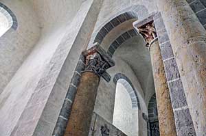 サン・ネクテール　ノートル・ダム教会の柱頭彫刻　フランス・オーヴェルニュ地方ロマネスクの旅　Notre-Dame-du-Mont-Cornadore de Saint-Nectaire
