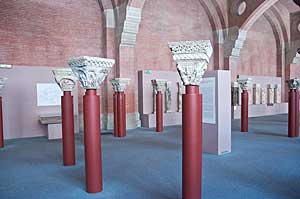 オーギュスタン美術館 ロマネスク彫刻展示室　オーギュスタン博物館
