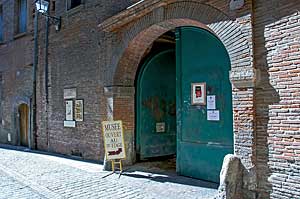 「昔のトゥールーズ博物館」の入口