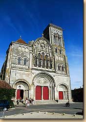 サント・マドレーヌ・バジリカ聖堂 （ヴェズレー）,Basilique Ste-Madeleine de Vézelay,Benedictine Abbey Church of Sante-Marie-Madeleine