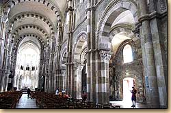 サント・マドレーヌ教会 （ヴェズレー）,Basilique Ste-Madeleine de Vézelay,Benedictine Abbey Church of Sante-Marie-Madeleine