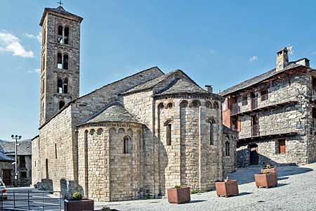 サンタ・マリア・デ・タウイ教会  Santa Maria de Taüll