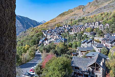 サン・クリメント・デ・タウイ教会の鐘楼より　Sant Climent de Taüll