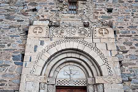サン・ペレ・デスクニャウ教会の扉口　Sant Pere d'Escunhau